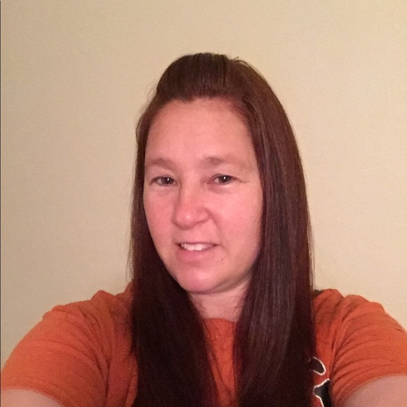 Meet your Posher, Lynn - Picture 1 of 1